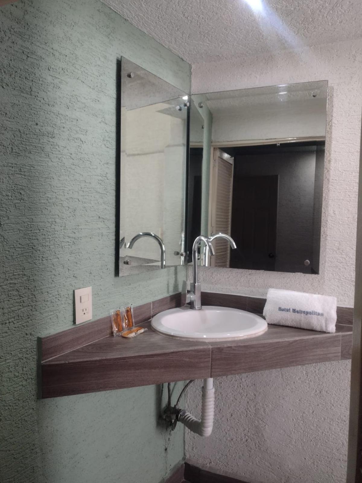 Hotel Metropolitan Guadalajara Buitenkant foto