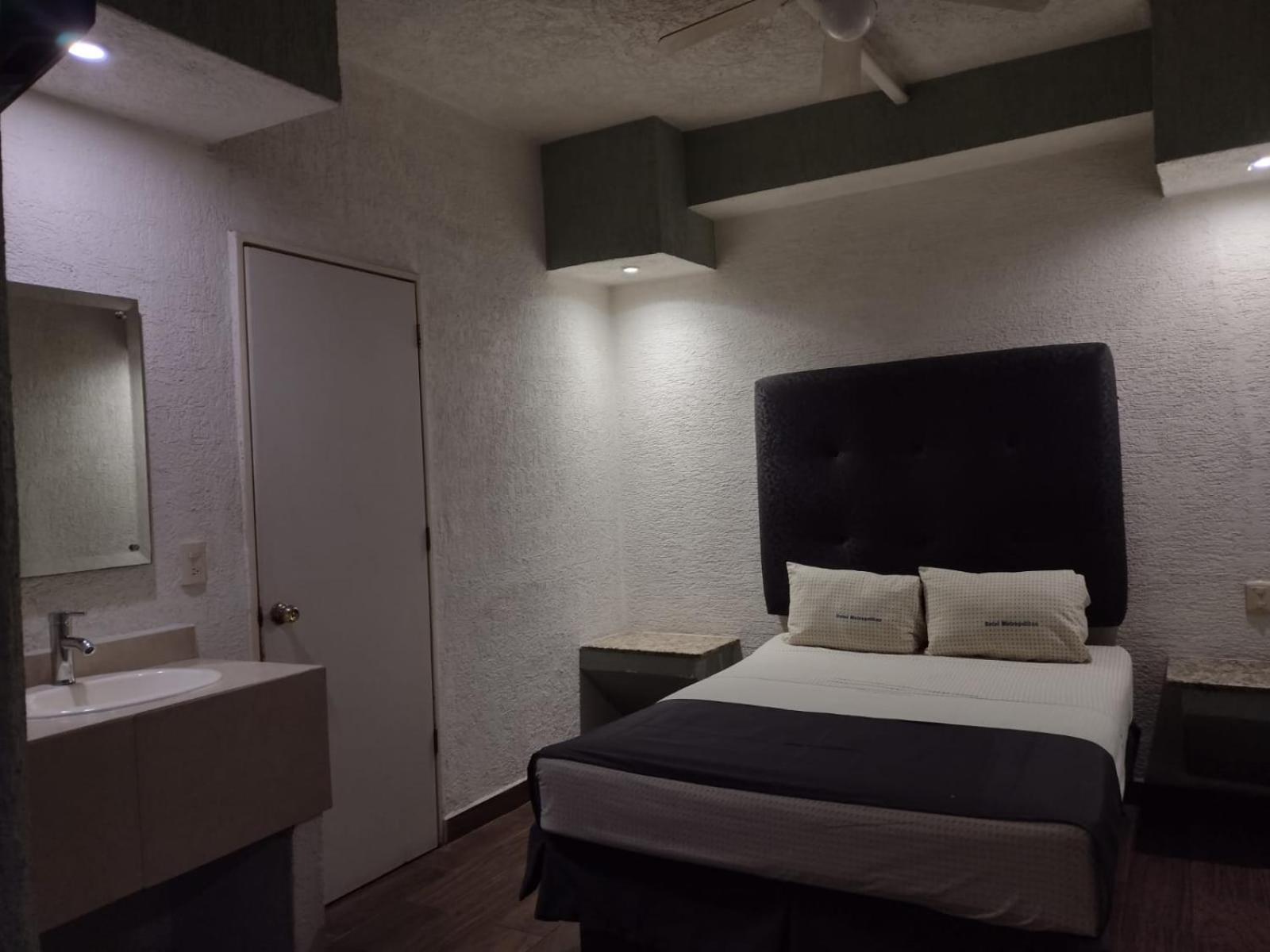 Hotel Metropolitan Guadalajara Buitenkant foto
