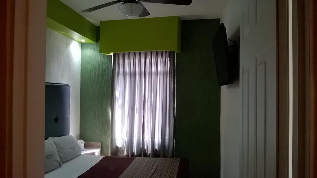 Hotel Metropolitan Guadalajara Buitenkant foto